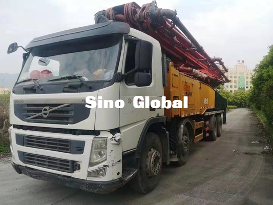 Camion utilizzato rosso della pompa per calcestruzzo con la sezione 56m/6 del telaio di Volve
