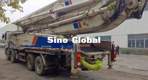 Zoomlion usato modella il camion della pompa per calcestruzzo di 2013 56m con Mercedes Benz Chassis